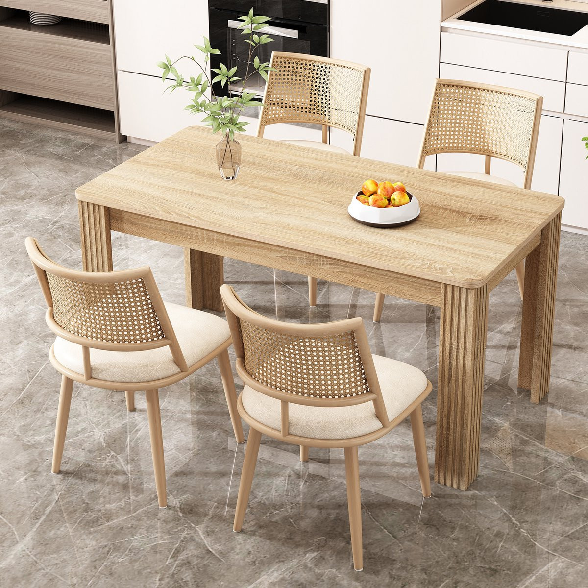 Set van 4 moderne eetkamerstoelen met rattan rugleuning en beige PU leer