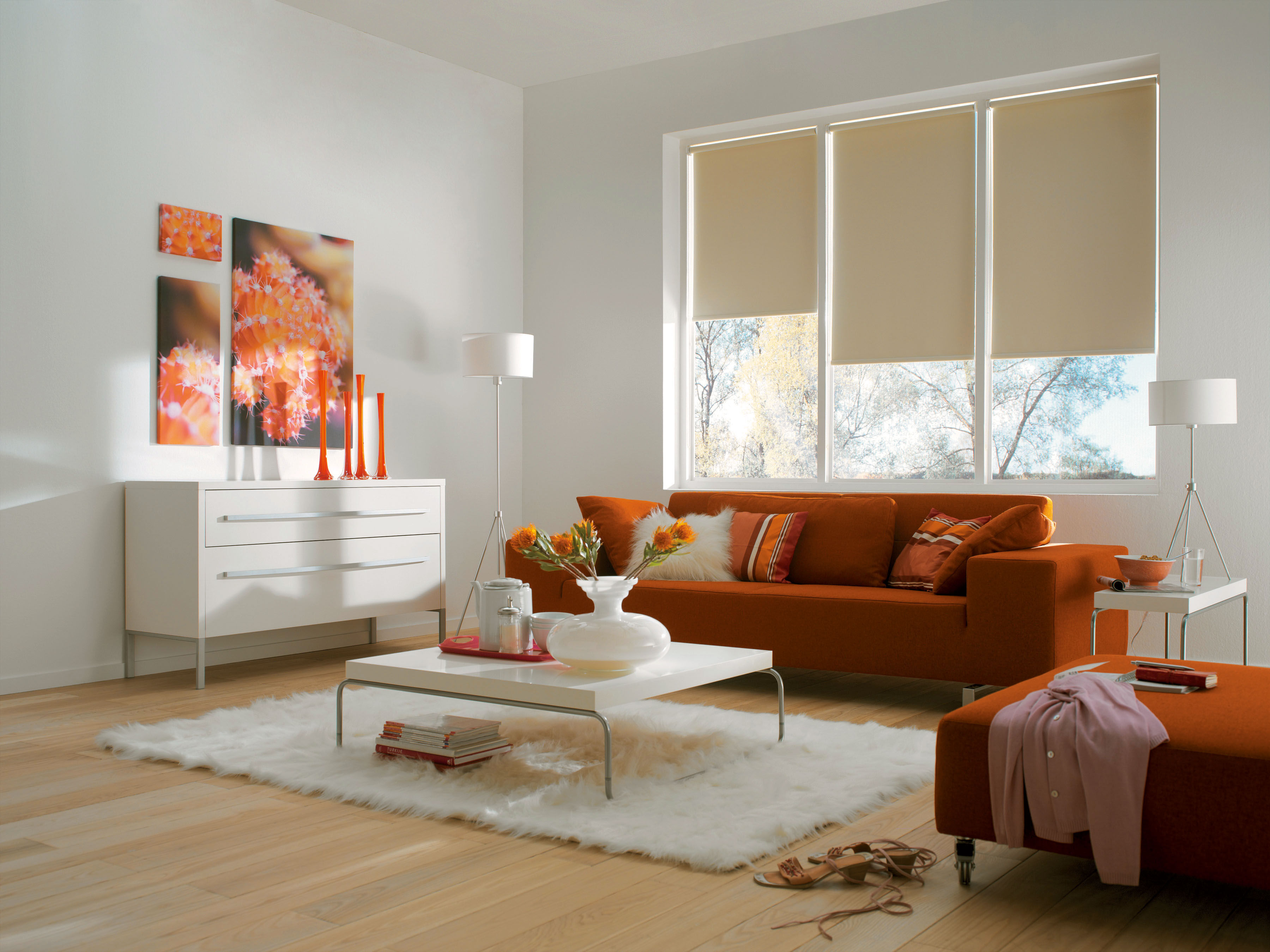 sunlines "Miami" Lichtschutz Sichtschutz mit Bohren freihängend appgesteuert via Bluetooth, mit Motor & Akku, silberfarbener Fallstab weiß, silberfarben 180cm, stufenlos positionierbar, Rollo und Ladekabel, 100cm