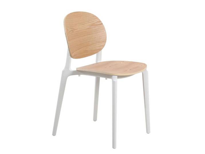 Chaise blanche assise et dossier en Bois naturel