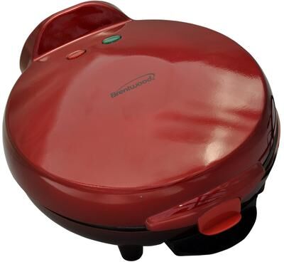"Brentwood TS-120 9.5"" X 10.5"" X 4.5"" Red Quesadilla Maker"