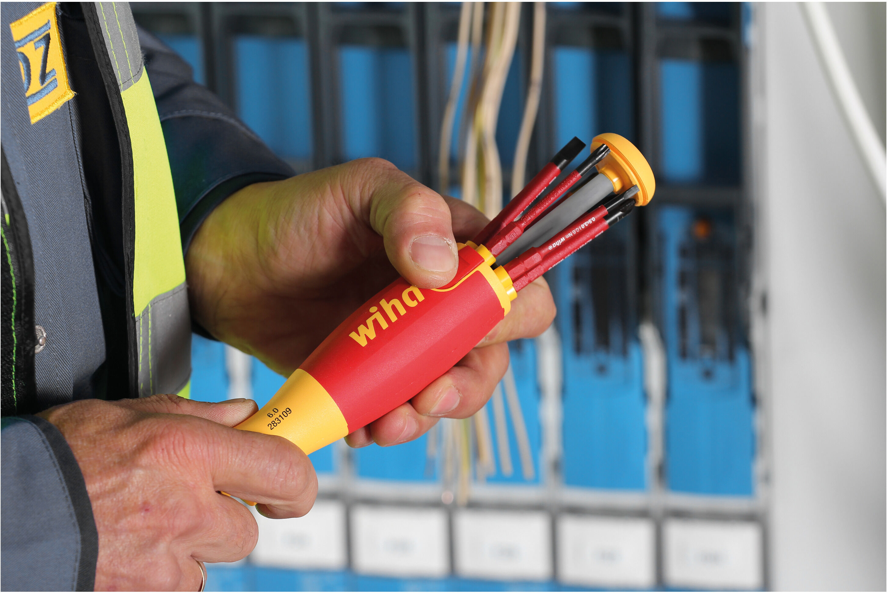 WIHA Schraubendreher mit Bit Magazin »LiftUp electric Schlitz«, mit 6 slimBits