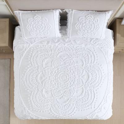 Beatrice Home Fashions/Bed Lotus Fringed Chenille Bedspread, Twin, White
