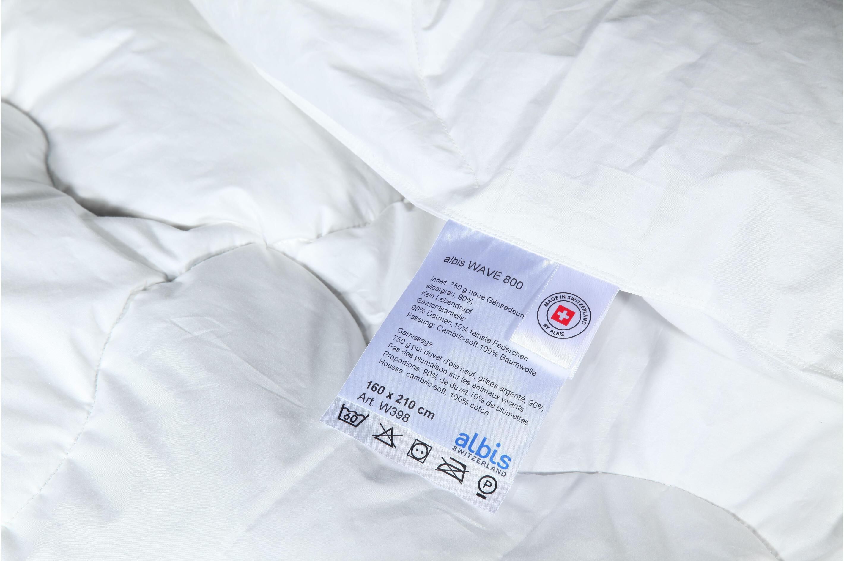 4-Jahreszeitenbett ALBIS SWITZERLAND "Wave 800", weiss (weiß), B:200cm L:210cm, Bezug: 100% Baumwolle. Füllung: 90% Daunen, 10% Federn, Bettdecken, 4-Jahreszeitenbett, Dank Vollfixierun kein Verrutschen der Füllun weiß B/L: 200cm x 210cm, 4-Jahreszeiten