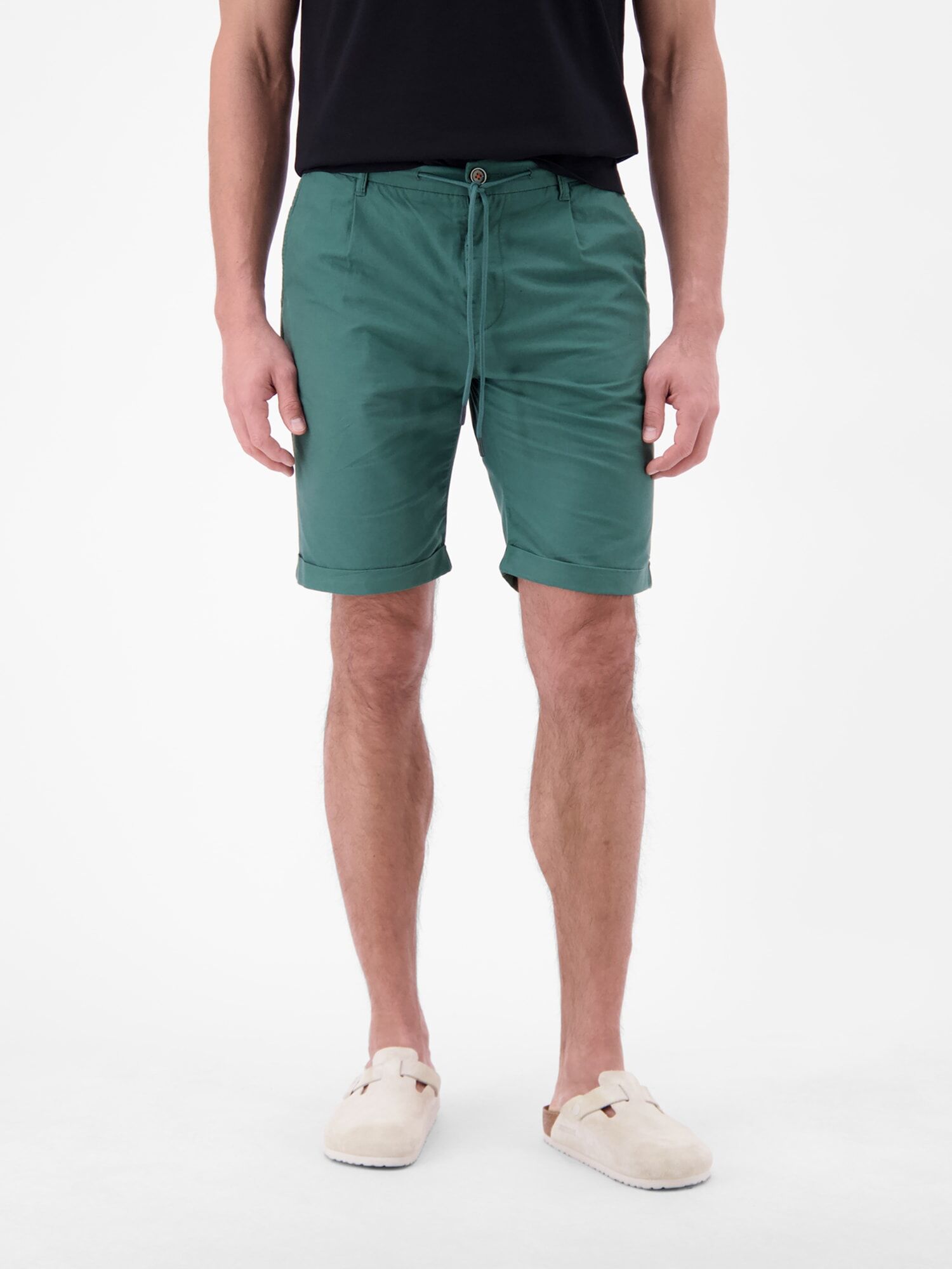 Chinoshorts LERROS "Chino-Shorts aus Baumwoll-Leinen-Mischgewebe", Herren, Gr. 30, grün (soft teal), 80% Baumwolle, 20% Leinen, Hosen Chinoshorts, Chino Hose Herren kurz, Tunnelzugbund und Gürtelschlaufen, 4 Taschen soft teal 30