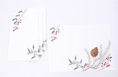 Manor Luxe "Pinecone And Berry Embroidered Christmas Placemats 14""x20"", Set of 4"