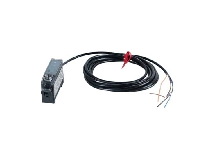 Fotoelektrischer Verstärkersensor PS2-61 digital NPN Fotoelektrischer Verstärkersensor mit digitalem NPN-Ausgang PS2-61 für präzise Erkennung
