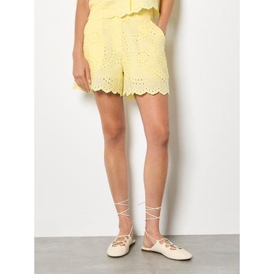 Shorts APRICOT "Mini-Shorts mit Wellenkante", Damen, Gr. L (40), N-Gr, gelb, gewebt, Obermaterial: 100% Baumwolle CO., uni, normal, Hosen Shorts, mit Stickerei