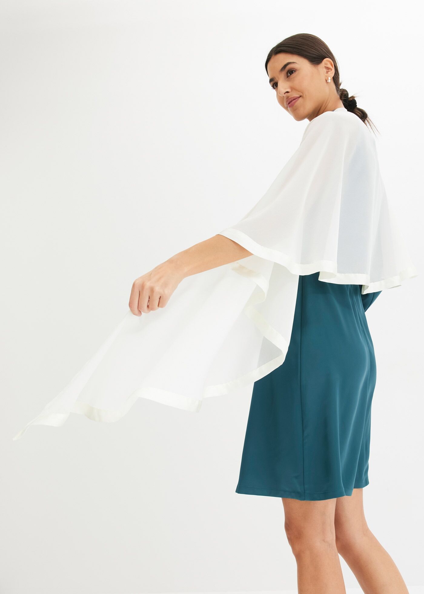 Schal BONPRIX "Poncho-Schal", Damen, weiss (cremeweiß), Web, Kunstfaser, unifarben, Modetücher Schal, leicht durchscheinend, lässiger Überwurf, Poncho-Schal, Stola cremeweiß Einheitsgröße