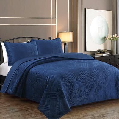 Cozy Line Home Fashions Cozy Line Soft Velvet Basket Weave Stripe Solid Poly Cotton Quilt Bedding Set