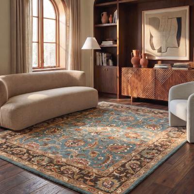 SAFAVIEH Handmade Heritage Loren Traditional Oriental Wool Rug