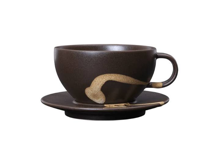 Ferm Living Tasse avec soucoupe Koyo 36 cl Dark brown-buff