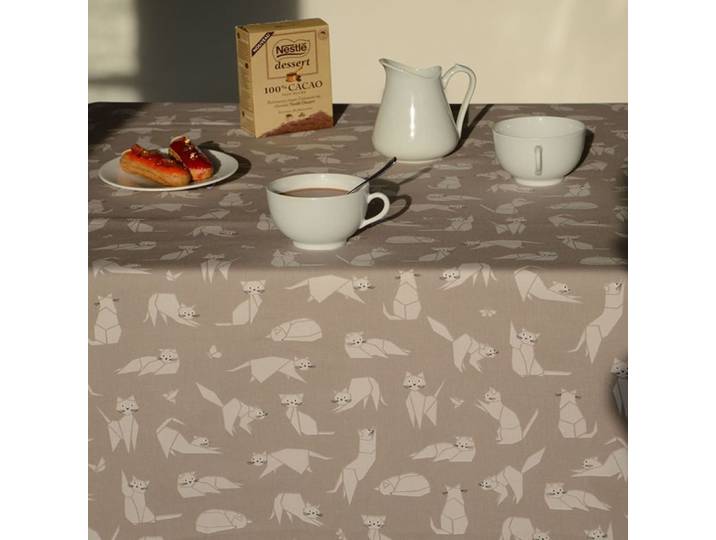 Nappe enduite taupe ovale 160 x 240 cm