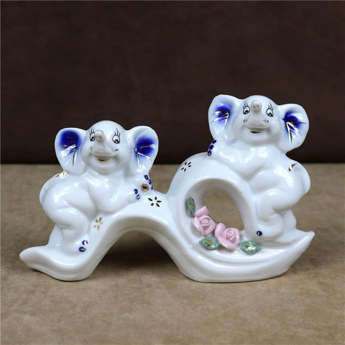 Keramische Olifant Sculptuur Wit - Ambachtelijke Huisdecoratie - Hoogte: 17 cm
