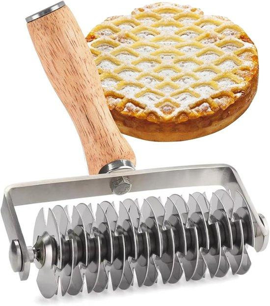 Roestvrijstalen deegroller met houten handvat in zilver