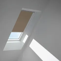 VELUX Verdunkelungsrollo Nougat 4574, M06, Aluminiumschiene,GGU,Manuell,VELUX