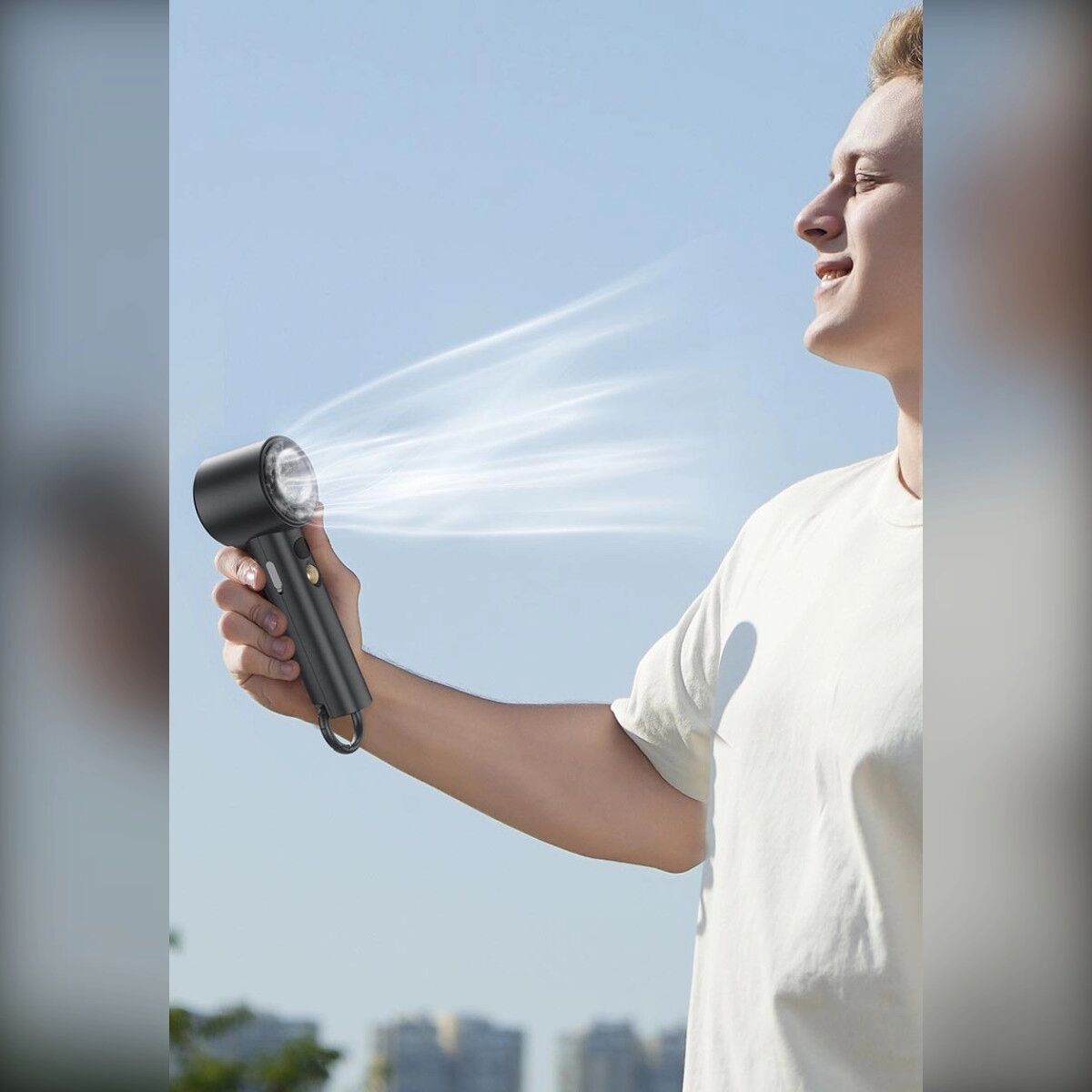 INF Mini ventilateur mousqueton Turbo - Ventilateur portable à main 3000mAh Or avec affichage LED et moteur turbo 5 vitesses Or