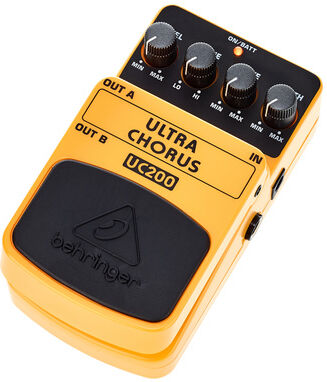 Behringer UC200