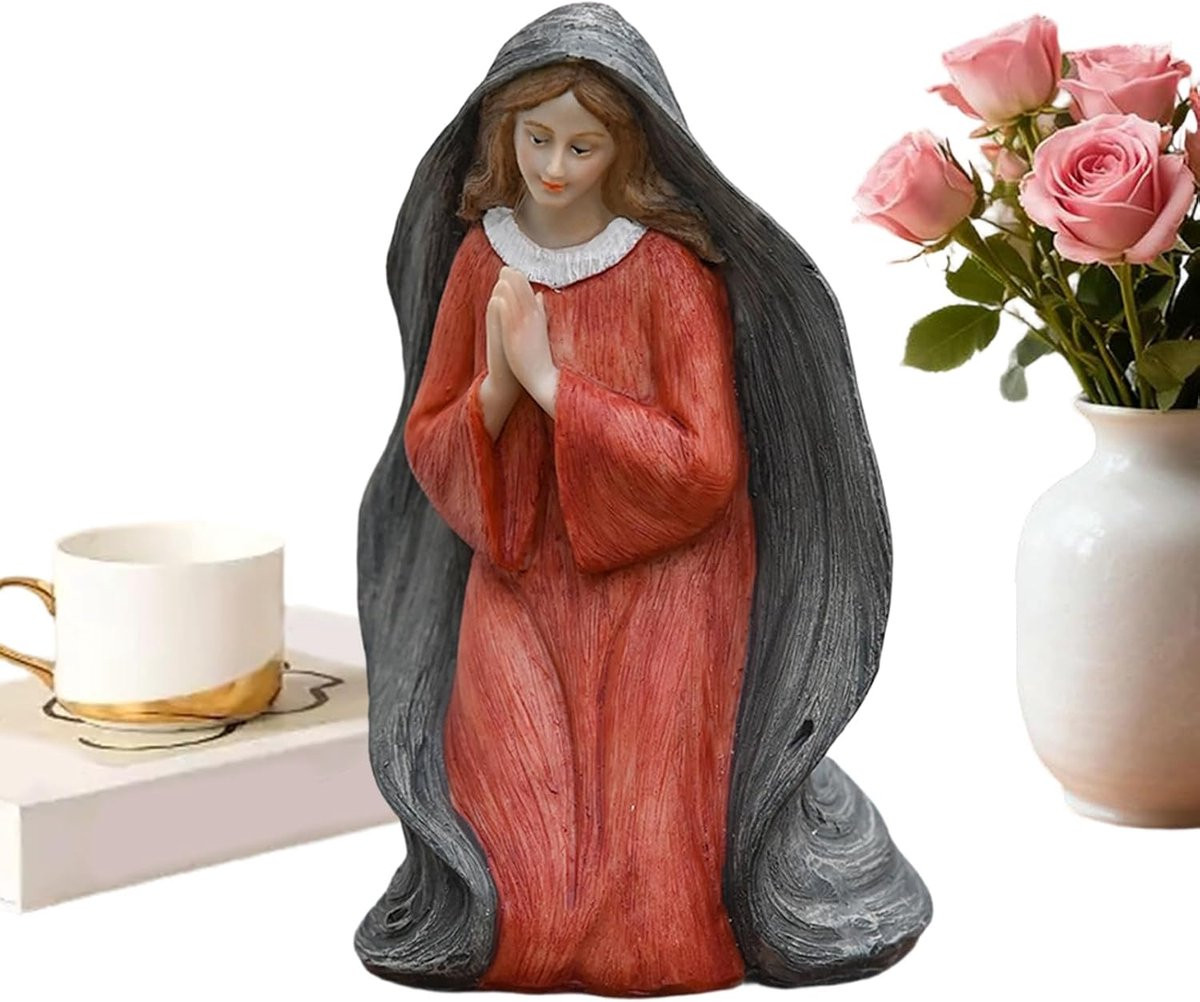 Wit religieus heiligenbeeld met handgesneden details, Hoogte: 15 cm