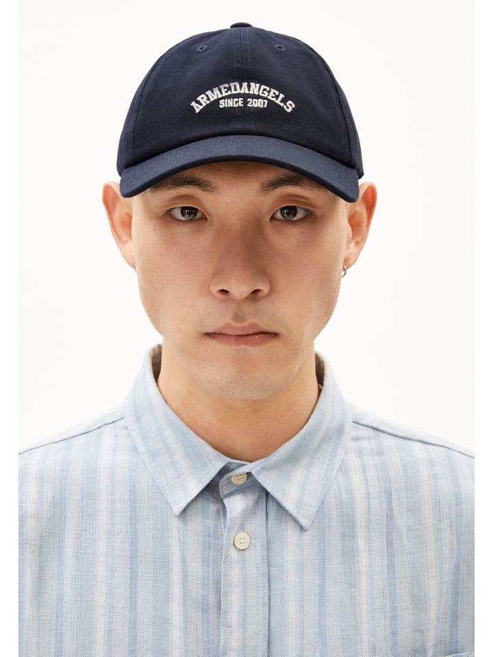 armedangels Cap "Yenaas Sience 2007" in Dunkelblau - onesize