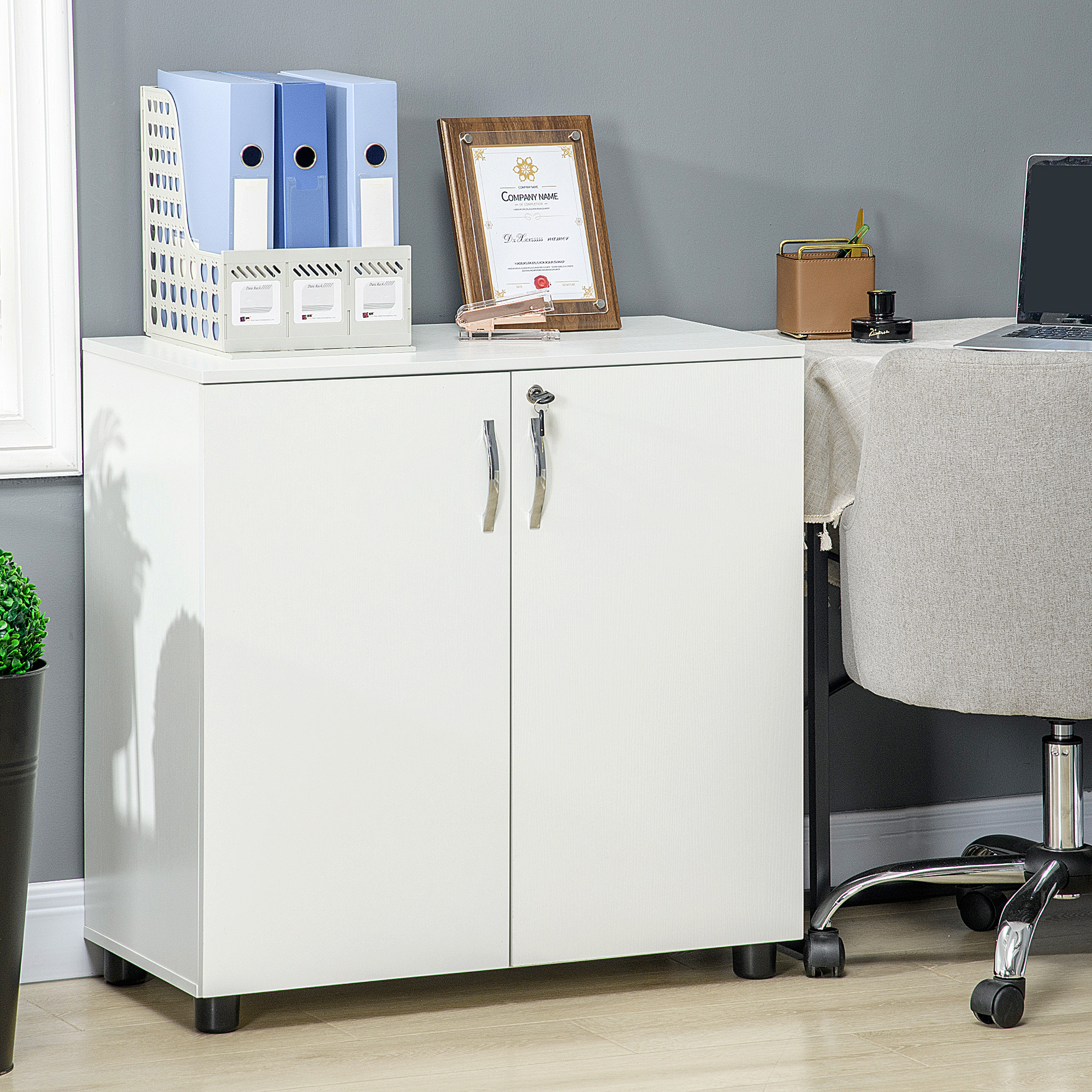 Homcom Mobiletto da Ufficio Multiuso con Serratura, Armadietto per Documenti con 2 Ante e Mensola Interna in Legno, Bianco, 80x40x80cm