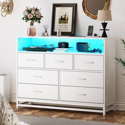 Garvee Modern White 7-Drawer Dresser with Charging Station and LED Lights