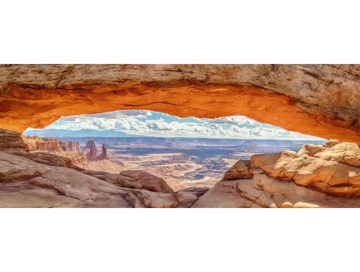 STYLER Großes Leinwandbild Mesa Arch 60x150 cm (AUFHÄNGFERTIG) – Atemberaubender Naturbogen in Utah – Magisches Lichtspiel am Canyon – Made in Europe – Einfache Montage