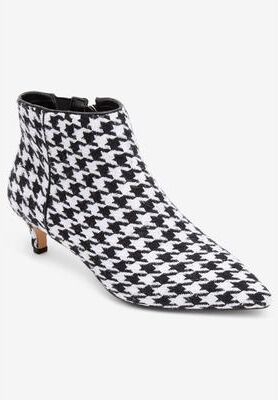 Women's The Meredith Bootie by Comfortview in Houndstooth (Size 12 M)