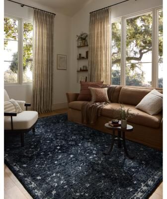 Alexander Home Paxen Traditional Area Rug