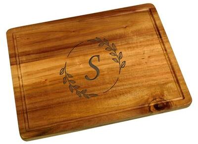 Picnic at Ascot Personalized Acacia Cutting Charcuterie Board