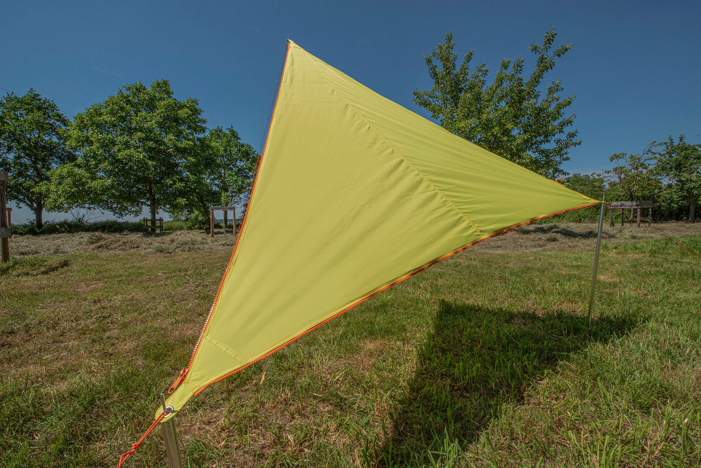Sonnensegel BENT "Zip-Canvas", bunt (limette, rv orange), Sonnensegel, B/T: 250cm x 250cm, Polyester, B:250cm T:250cm