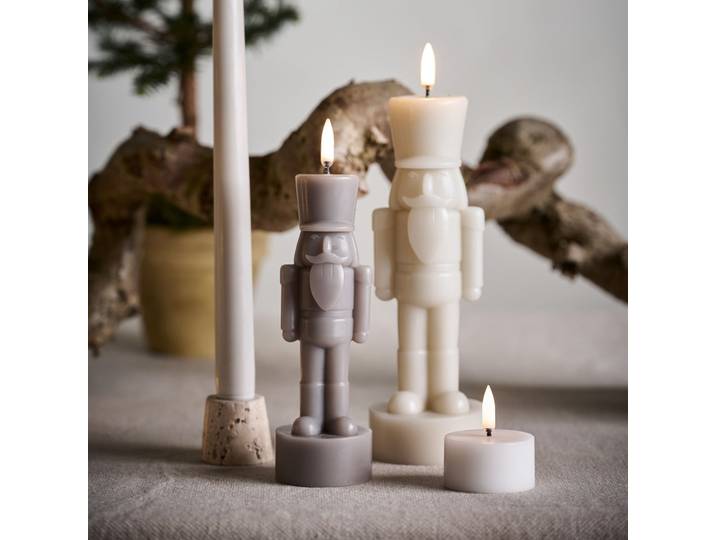 NUTCRACKER LED-Kerze, hellgrau, Höhe 17 cm - Uyuni Lighting - Wohnzimmer - Sonstige - Einflammig