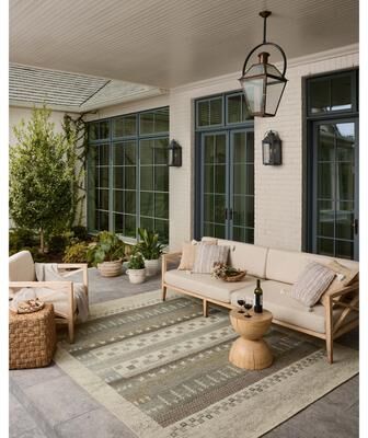 Alexander Home Saoirse Indoor/Outdoor Area Rug