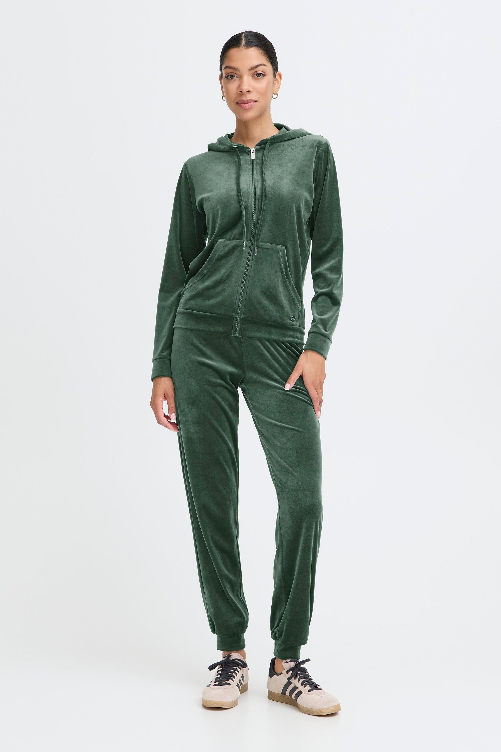 Longsweatshirt OXMO "Jogginganzug OXMitta", Damen, Gr. S, grün (cilantro), Obermaterial: 95% Polyester PES. 5% Elasthan EL., Sportanzüge Longsweatshirt