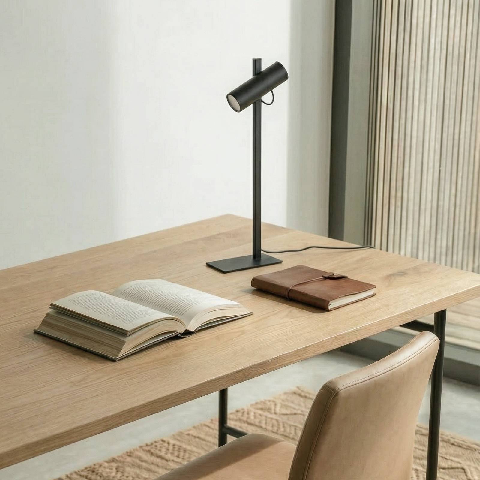 Schreibtischlampe Lysias Lucande, schwarz, für Wohn- / Esszimmer, Metall, Modern, Tischlampe