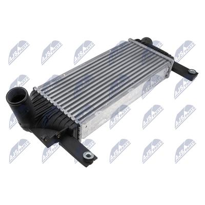 NTY Ladeluftkühler cngns001 für NISSAN
