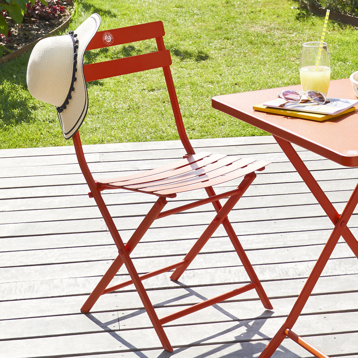 Lot de 2 chaises jardin pliantes GREENSBORO Terre battue Roland-Garros x Hespéride - Acier traité époxy