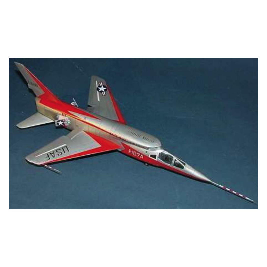 Trumpeter North American F-107 A Ultra Sabre (01605)