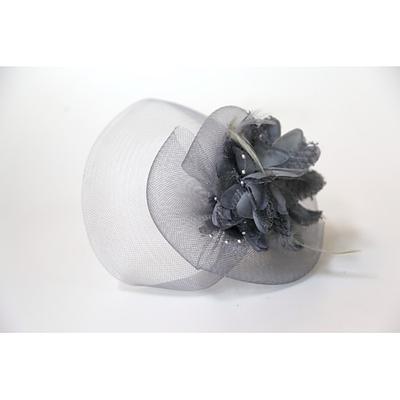 Fascinators Kentucky Derby Hut Federn / Netz / Stoff Blumen / Kopfbedeckung / Kopfbedeckung mit Kappe / Blumen 1 Stück Hochzeit / Damentag Kopfbedeckung