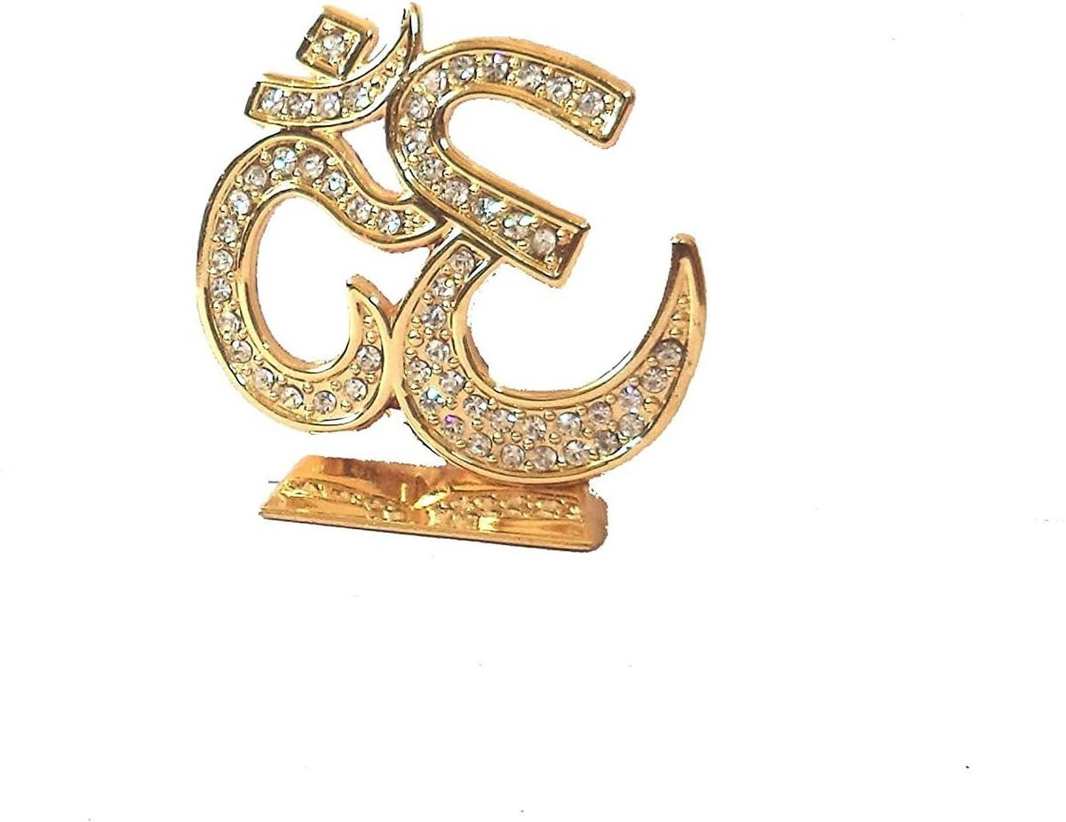 Goud religieus beeld voor huisdecoratie in traditionele stijl