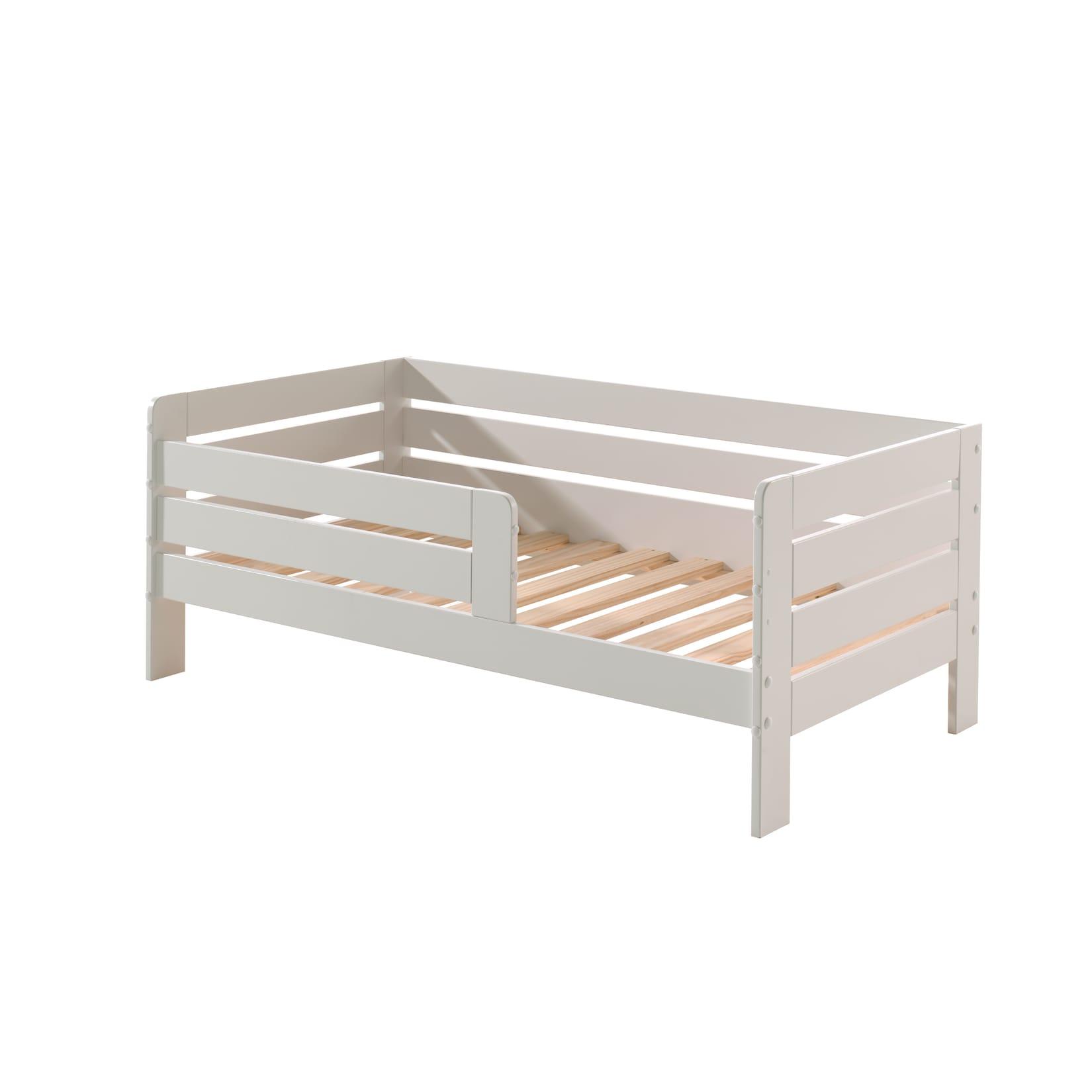 Juniorbett mit Liegefläche 70 x 140 cm, Umrandung mit waagerechten Paneelen, Ausf. MDF weiß lackiert