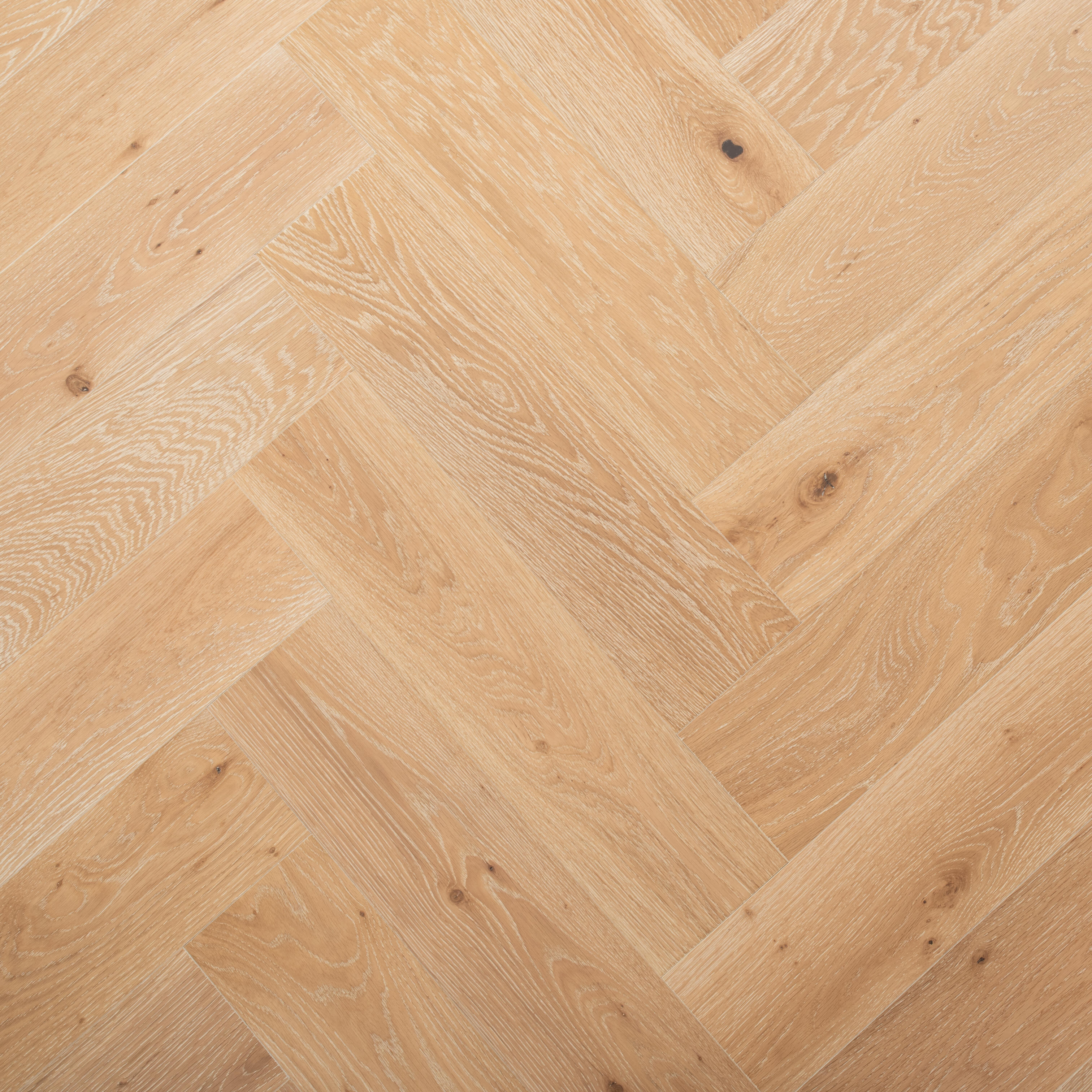 Luxury Flooring Herringbone Light Engineered Oak Brushed & Lacquered Flooring - 14mm x 600mm x 150mm