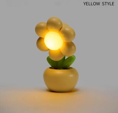 Friendly Fresh Finds Mini LED Floral Night Light Decorative Table Lamp For Bedroom Desk Gift yellow