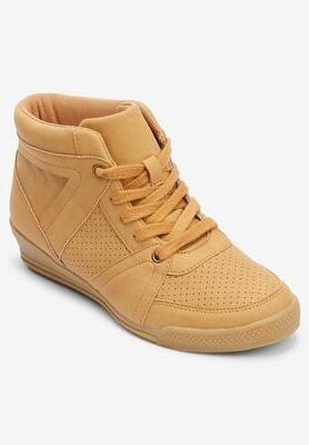 Women's CV Sport Honey Sneaker by Comfortview in Honey (Size 8 M)