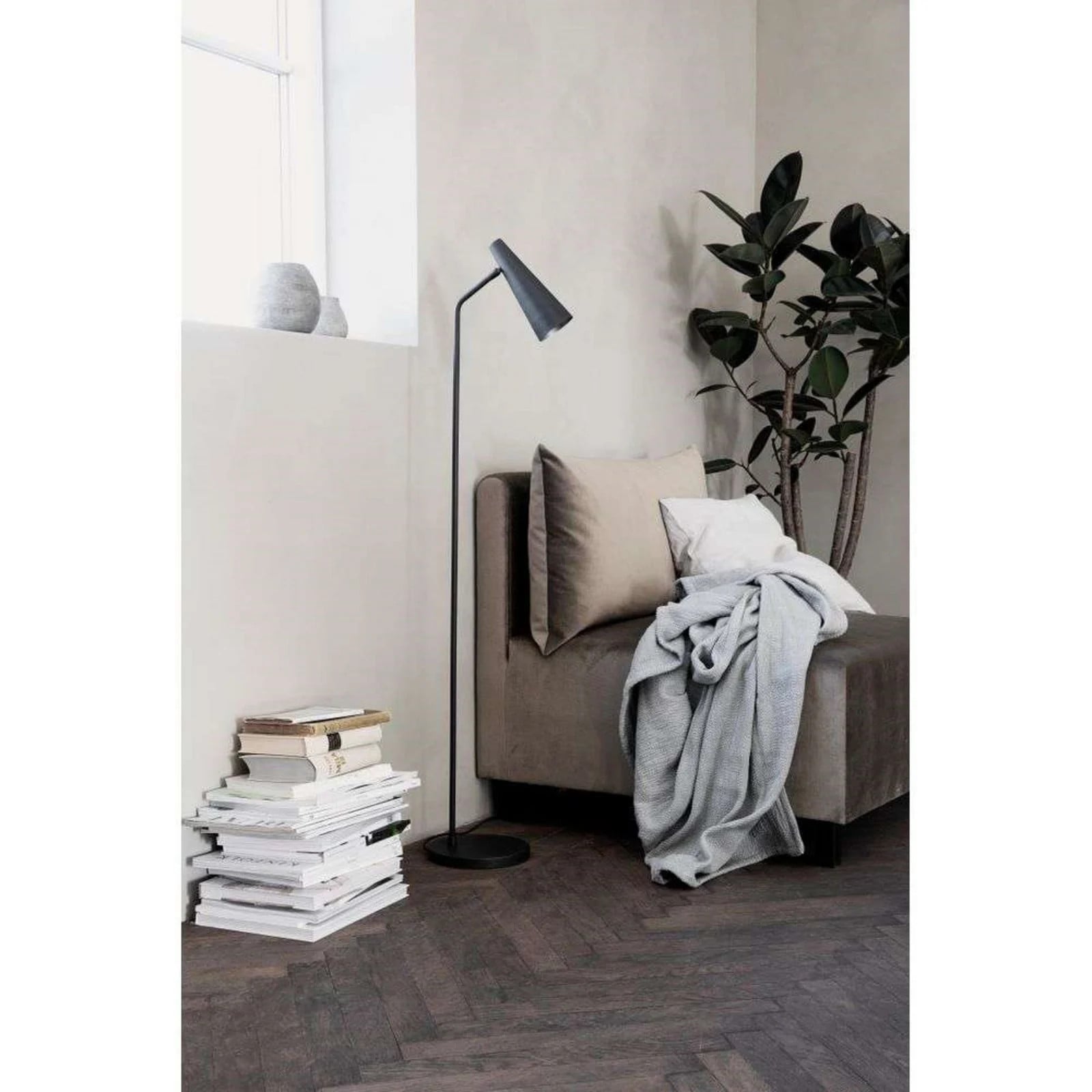 House Doctor Precise vloerlamp - zwart - Metaal - Hoogte: 124 cm