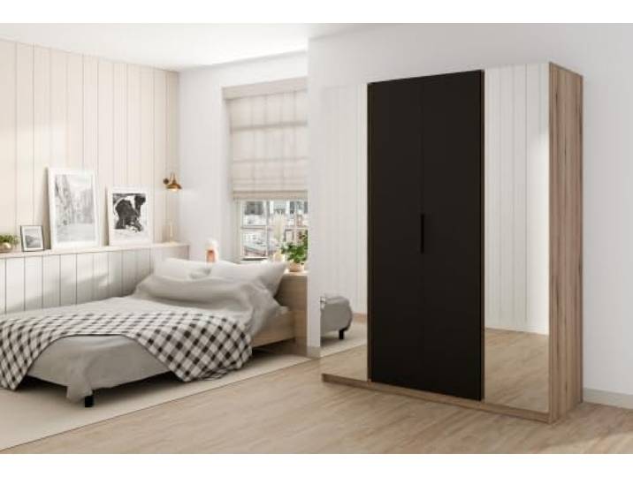 AX Living Nehir Schrank 200 cm Eiche Evoke/Schwarz, 2 Spiegel außen 2 Spiegel außen; 2 glatte Türen – alles gut verstaut.