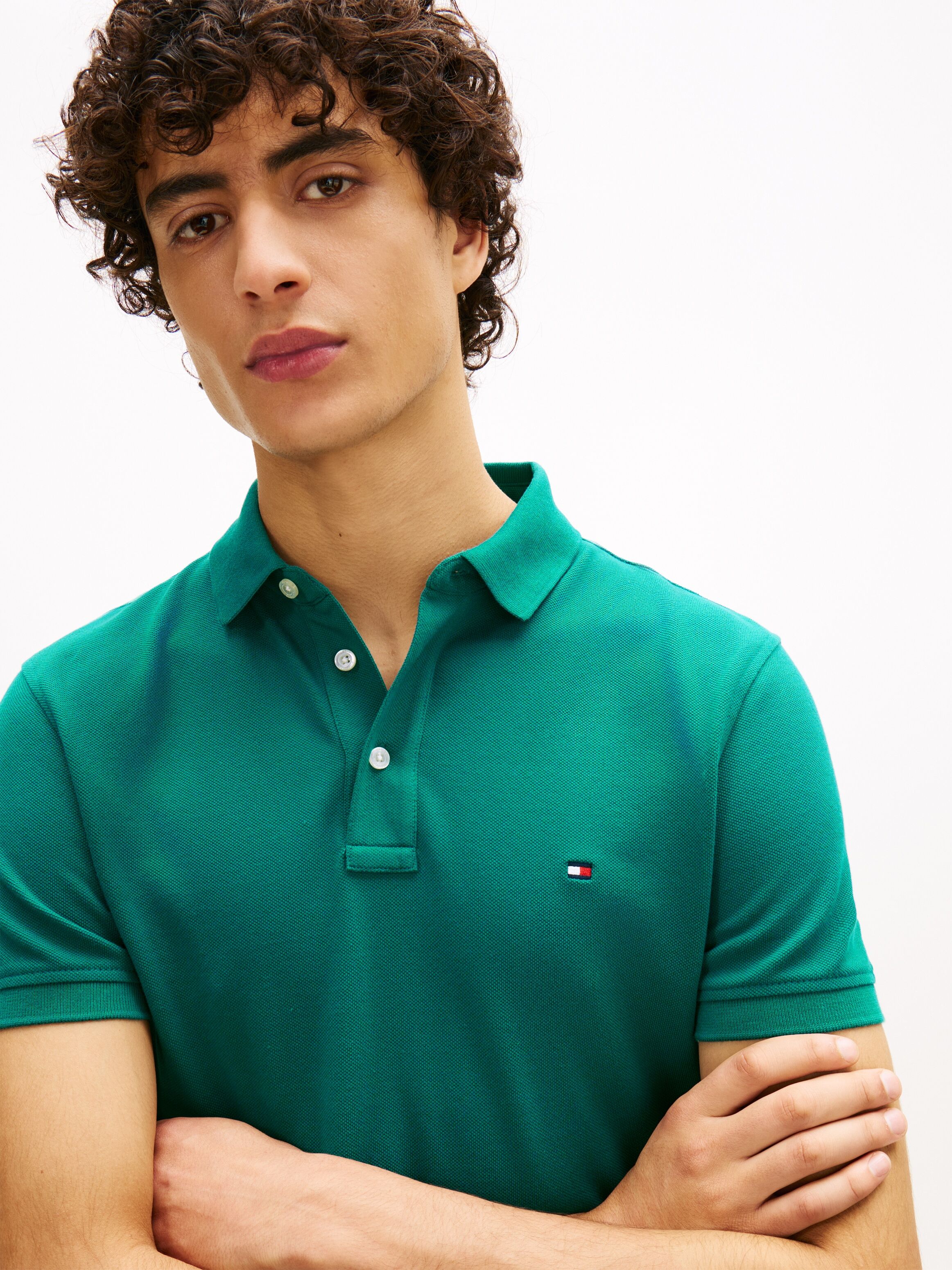 Poloshirt TOMMY HILFIGER "1985 SLIM POLO", Herren, Gr. L, grün (deep ocean), Piqué, Obermaterial: 96% Baumwolle, 4% Elasthan, Shirts Poloshirt, Markenstickerei, aus Baumwoll-Piqué deep ocean L