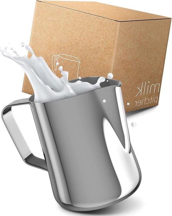 Famanu Barista melkkann 600 ml - Zwart - Roestvrij staal met Teflon coating - Melkopschuimer voor latte art en koffiecreaties