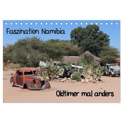 Faszination Namibia - Oldtimer mal anders (Tischkalender 2026 DIN A5 quer), CALVENDO Monatskalender