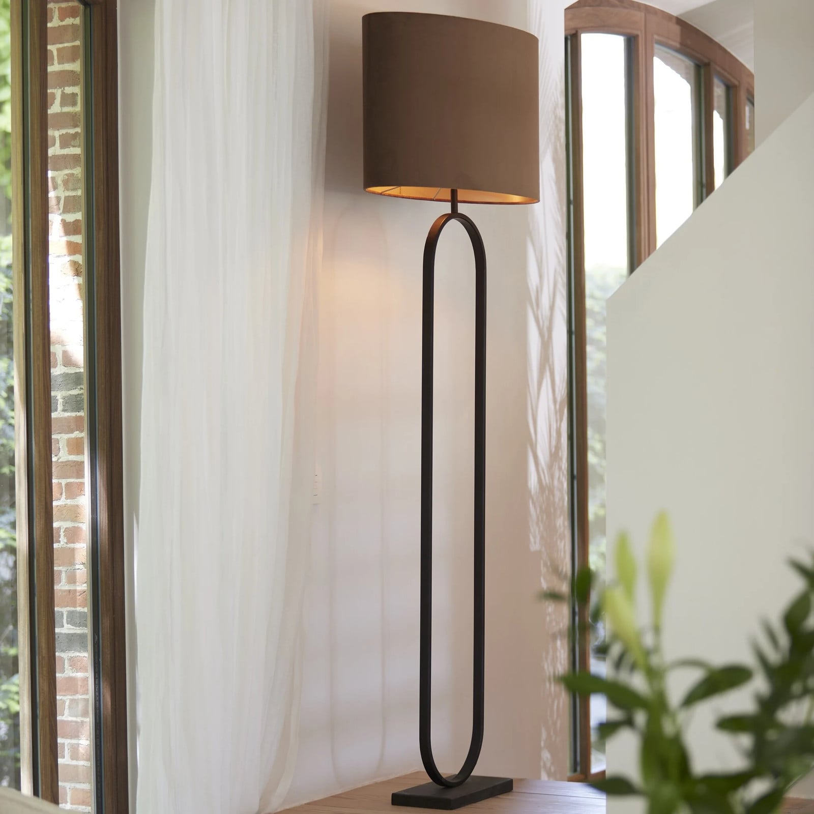 Light & Living JAMIRI Vloerlamp mat zwart metaal B/D/H: 30 x 15 x 142 cm