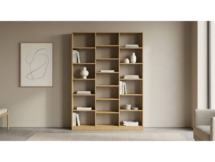 Schlichtes Bücherregal gestalten Eiche Natur geölt